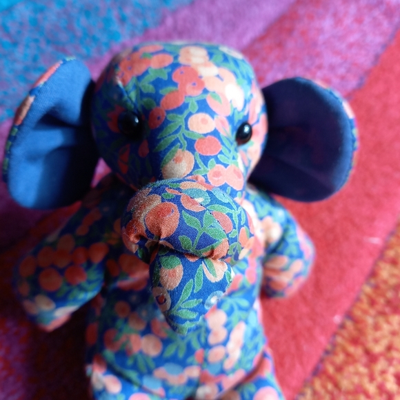 Liberty Elephant soft toy vintage - Picture 5 of 5